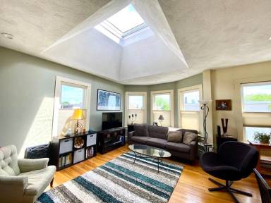 Main picture of 254 Hampshire St