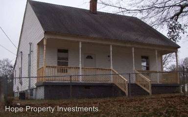 Main picture of 25 E Kimble St