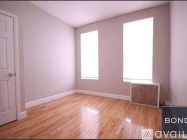 Main picture of 620 E 11th St