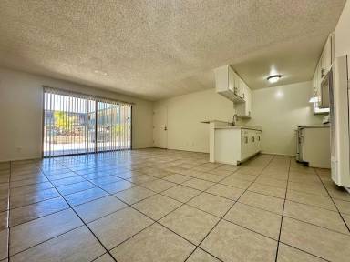 Main picture of 4141 W Rosecrans Ave