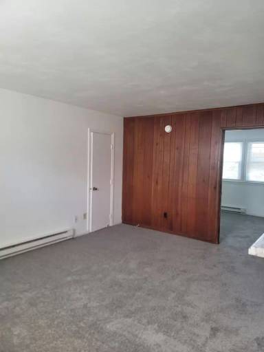 Main picture of 323 E Little Creek Rd