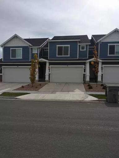 Main picture of 59 E Bluegrass Row