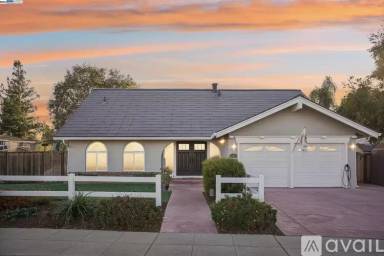 Main picture of 681 Via del Sol