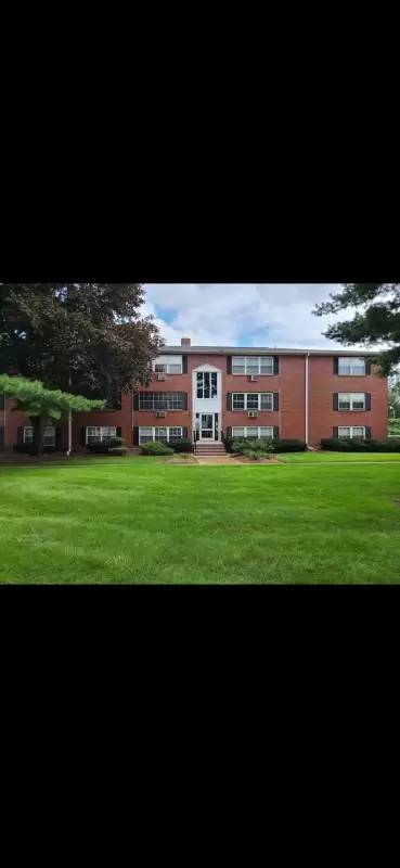 Main picture of 1 Tara Dr