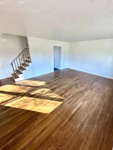 Main picture of 2041 Grove St