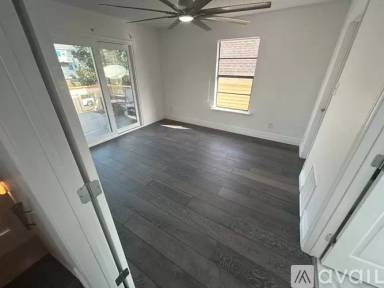 Main picture of 1115 Avenue L