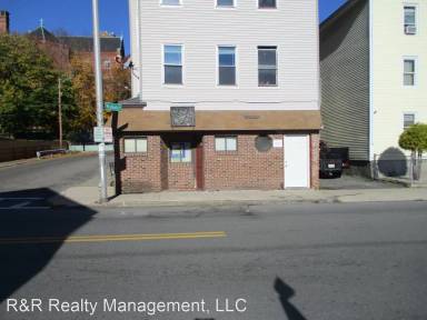 Main picture of 172 Canterbury St