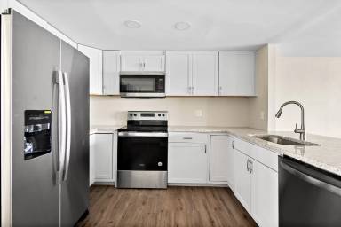 Main picture of 632 Marina Point Dr