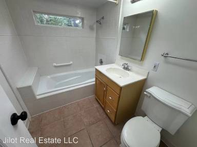 Main picture of 1480 Groveland Ave NW