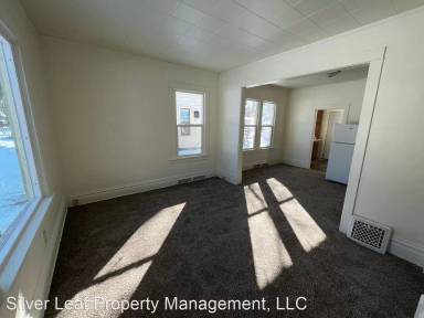 Main picture of 906 12th St N