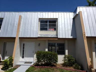 Main picture of 4922 Hawaii Blvd