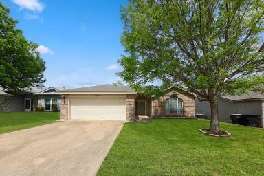 Main picture of 4609 High Pointe Dr
