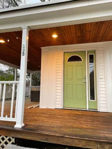 Main picture of 335 Pembroke St