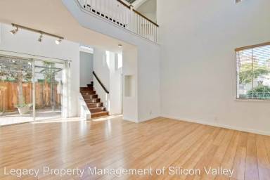 Main picture of 823 Windmill Palm Ct
