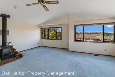Main picture of 847 SW Echo Loop