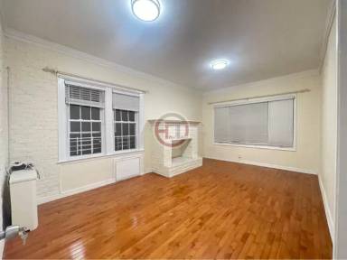 Main picture of 2879 Harrington Ave