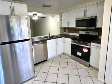 Main picture of 8847 Springtree Lakes Dr