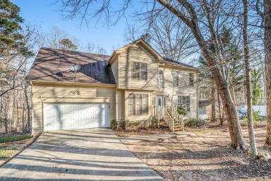 Main picture of 692 Raven Springs Trl