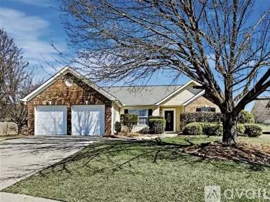 Main picture of 3202 Greenbrier Ct