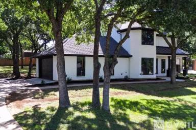 Main picture of 2333 Trail Tree Ct