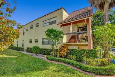 Main picture of 1786 Hammock Blvd
