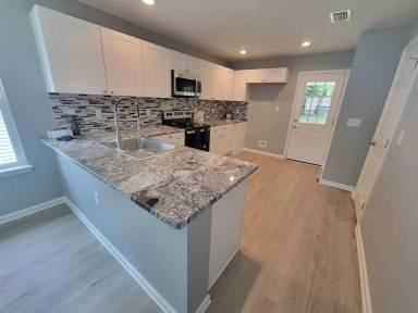 Main picture of 245 Averitt Pl