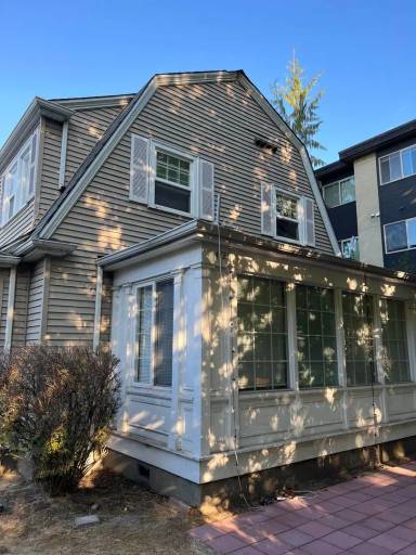 Main picture of 4721 17th Ave NE