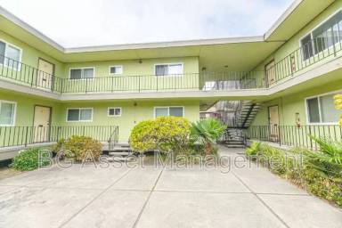 Main picture of 5550 Central Ave