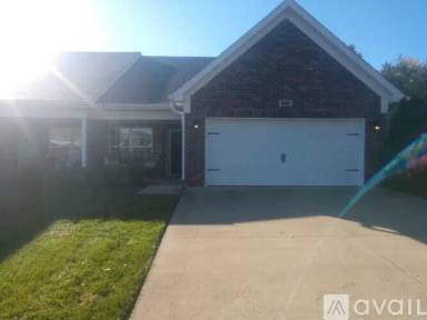 Main picture of 8224 Delta Cir