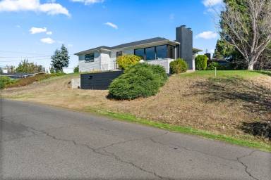 Main picture of 560 N Keene Way Dr