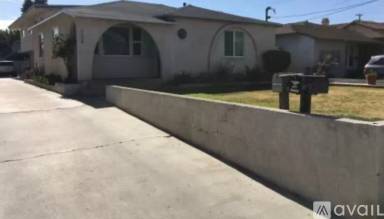 Main picture of 2308 Grant Ave