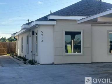 Main picture of 5901 Puffin Ave