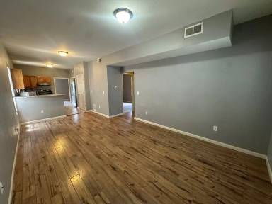 Main picture of 4415 Umatilla St