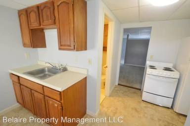 Main picture of 1112 Main St