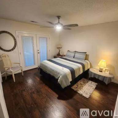 Main picture of 1304 Two Mile Cir E
