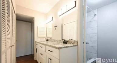 Main picture of 602 Carl C Senter St