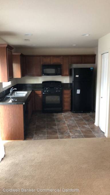 Main picture of 3430 Destination Ave E