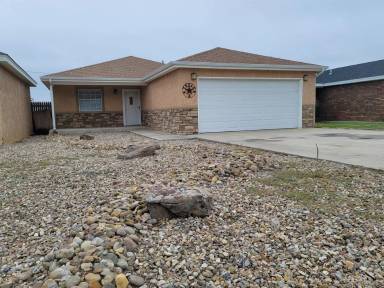 Main picture of 1011 Sun Ct