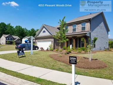 Main picture of 4055 Pleasant Woods Dr