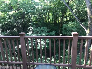 Main picture of 3233 Stonecrest Ct