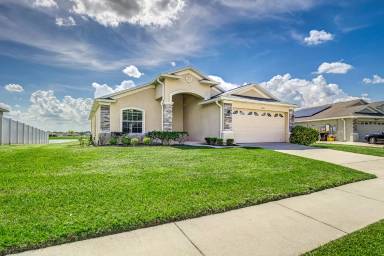 Main picture of 7073 Heatherbrook Dr