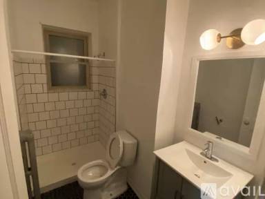 Main picture of 27 E Willis St