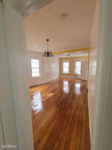 Main picture of 362 N 10th St