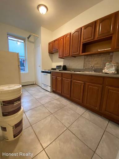 Main picture of 857 Flatbush Ave