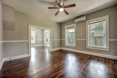 Main picture of 906 N 36th St