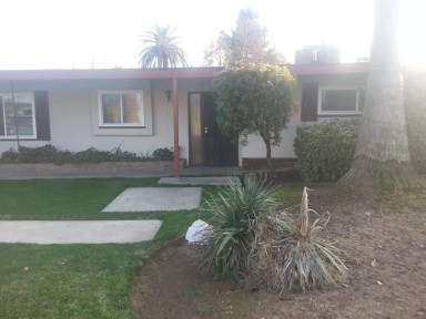 Main picture of 1141 W Barstow Ave