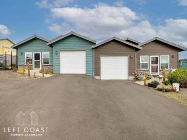 Main picture of 5371 NE Wave Ln