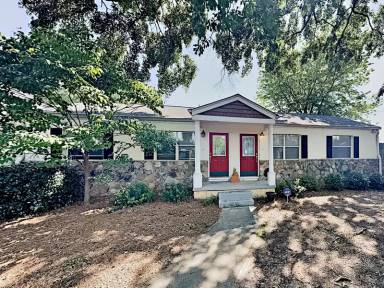 Main picture of 1501 Stone Gate Ln SE