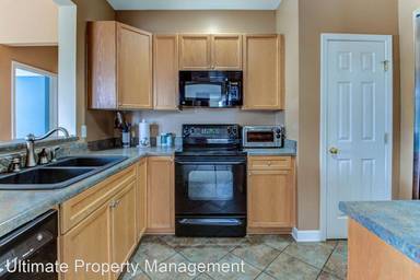 Main picture of Azalea Trace Condos