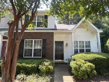 Main picture of 6041 Cougar Ln